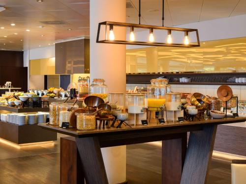 Φαγητό και ποτό, Movenpick Lausanne Hotel in Λωζάνη Φαγητό και ποτό, Movenpick Lausanne Hotel in Λωζάνη