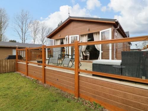 A szálláshely kívülről, The Lake House in Great Gonerby A szálláshely kívülről, The Lake House in Great Gonerby