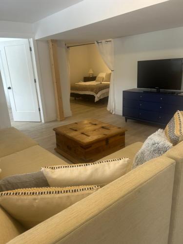 Treetop Suite in Haliburton (ON) Treetop Suite in Haliburton (ON)