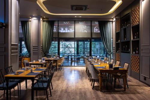 Restaurant, Anemon Konya Hotel near Konya Airport Restaurant, Anemon Konya Hotel near Konya Airport