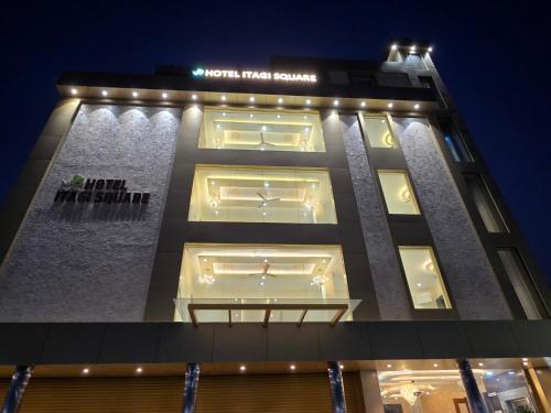 Exterior view, HOTEL ITAGI SQAURE in Bijapur Exterior view, HOTEL ITAGI SQAURE in Bijapur