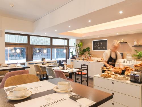 餐飲選擇, Hotel Kristoffel - Ontbijt inbegrepen in 米德爾凱爾克 餐飲選擇, Hotel Kristoffel - Ontbijt inbegrepen in 米德爾凱爾克