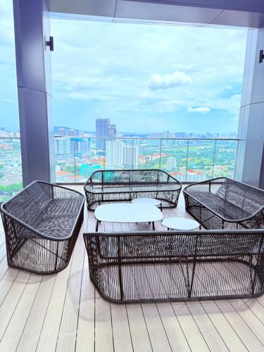 발코니/테라스, 루센시아 레지던스 앳부킷빈탕 바이 럭스홈 (Lucentia Residence @Bukit Bintang By Luxe Home) in 푸두 발코니/테라스, 루센시아 레지던스 앳부킷빈탕 바이 럭스홈 (Lucentia Residence @Bukit Bintang By Luxe Home) in 푸두