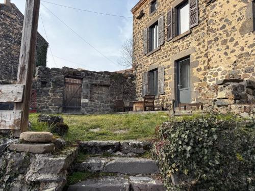 Vista exterior, chambre d'hôte à Ternant les eaux (chambre d'hote a Ternant les eaux) in Issoire Vista exterior, chambre d'hôte à Ternant les eaux (chambre d'hote a Ternant les eaux) in Issoire