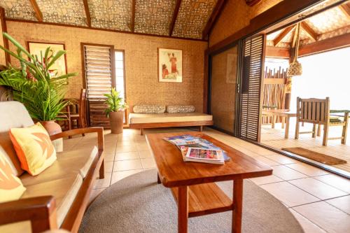 Rarotonga Beach Bungalows in Titikaveka Rarotonga Beach Bungalows in Titikaveka