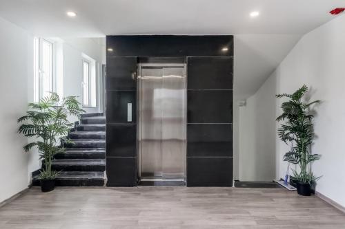 Lobby, Super Townhouse RCC Majestic 397 LB Nagar near Paigah Tombs Lobby, Super Townhouse RCC Majestic 397 LB Nagar near Paigah Tombs