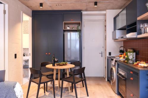 บริการและสิ่งอำนวยความสะดวก, THREE43 ON B - Fluent Serviced Apartments in จุดชมวิวทะเล บริการและสิ่งอำนวยความสะดวก, THREE43 ON B - Fluent Serviced Apartments in จุดชมวิวทะเล