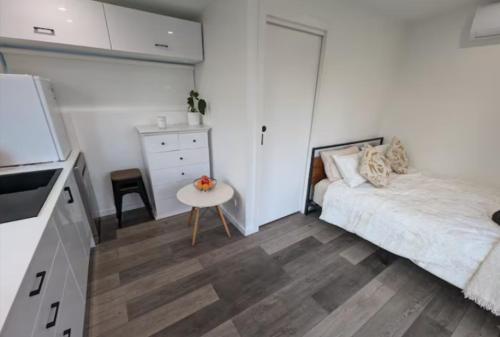 Beautiful Bush Retreat in Sutherland Shire Beautiful Bush Retreat in Sutherland Shire