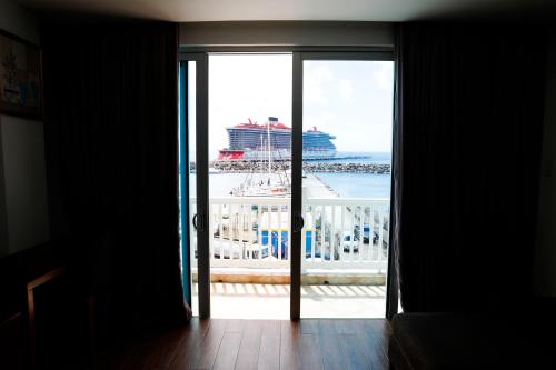 Kings Pavilion Suites Hotel in Basseterre Kings Pavilion Suites Hotel in Basseterre