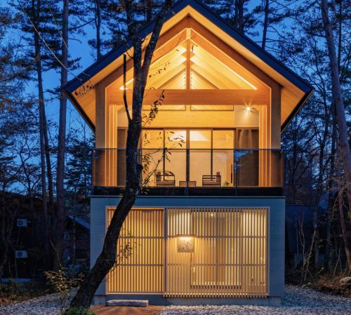 LULU Hakuba by Jade Group in Happo pond LULU Hakuba by Jade Group in Happo pond
