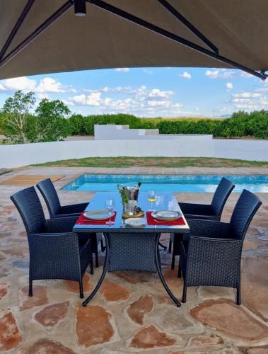 Fasilitas, Kitchen51 Cottages in Keetmanshoop Fasilitas, Kitchen51 Cottages in Keetmanshoop