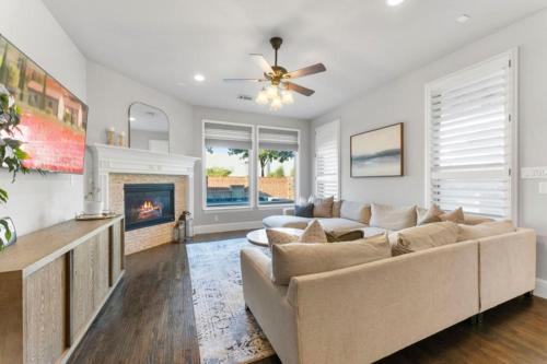 5 Minutes to DFW 4 Br 2 and a half BA in Коппелл 5 Minutes to DFW 4 Br 2 and a half BA in Коппелл