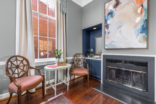 Leesburg Colonial Inn in Leesburg (VA) Leesburg Colonial Inn in Leesburg (VA)