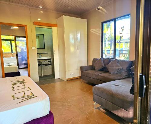 Ліжко, Pacific Harbor B&B in Тихоокеанський Порт Ліжко, Pacific Harbor B&B in Тихоокеанський Порт
