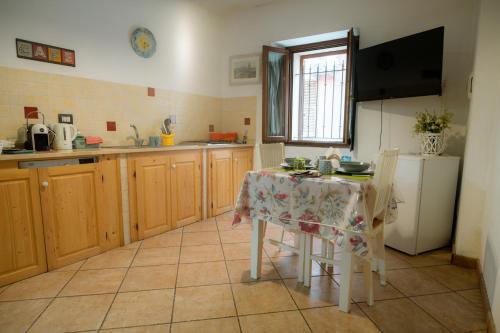 Comida y bebida, Domoruja B&B in Sassari City Center Comida y bebida, Domoruja B&B in Sassari City Center