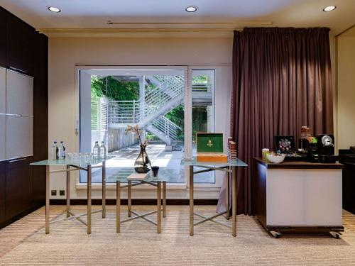 Αίθουσα συνεδριάσεων / δεξιώσεων, Movenpick Lausanne Hotel in Λωζάνη Αίθουσα συνεδριάσεων / δεξιώσεων, Movenpick Lausanne Hotel in Λωζάνη