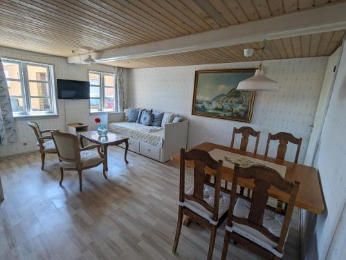 Pension Slægtsgaarden in Allinge Pension Slægtsgaarden in Allinge