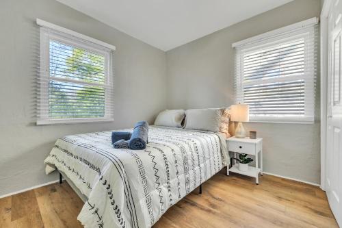 Unique 2BR Less than a mile from the Atlanta Zoo! in Summerhill Unique 2BR Less than a mile from the Atlanta Zoo! in Summerhill