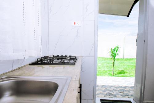 Kitchen, Mineheart Boutique Hotel in Masvingo Kitchen, Mineheart Boutique Hotel in Masvingo