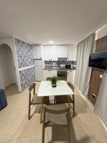 Konyha, Apartamentos Carmela in Benidorm Óváros Konyha, Apartamentos Carmela in Benidorm Óváros
