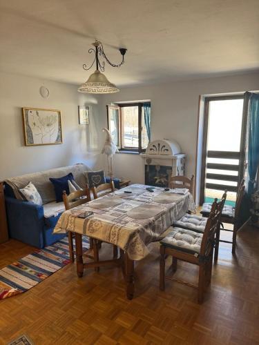 APPARTAMENTO vicino piste da sci in Pellizzano APPARTAMENTO vicino piste da sci in Pellizzano