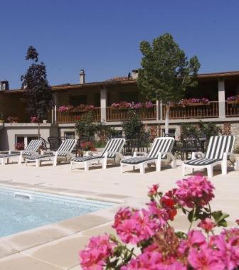 This photo about Au Pont de Raffiny shared on HyHotel.com