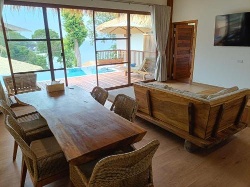 Ten Moons Sunset Villas in Sunset Beach Ten Moons Sunset Villas in Sunset Beach