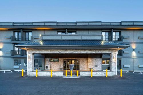 外部景觀, 優質酒店及套房 (Quality Inn & Suites) in 維農 (BC) 外部景觀, 優質酒店及套房 (Quality Inn & Suites) in 維農 (BC)