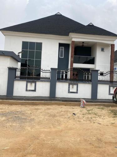 נוף חוץ, 3 bedroom duplex in Ikorodu in Ikorodu נוף חוץ, 3 bedroom duplex in Ikorodu in Ikorodu