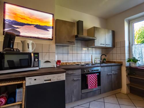 Cocina, #121 Große, gemütliche Wohnung in Remscheid-City (#121 Große, gemutliche Wohnung in Remscheid-City) in Remscheid Cocina, #121 Große, gemütliche Wohnung in Remscheid-City (#121 Große, gemutliche Wohnung in Remscheid-City) in Remscheid