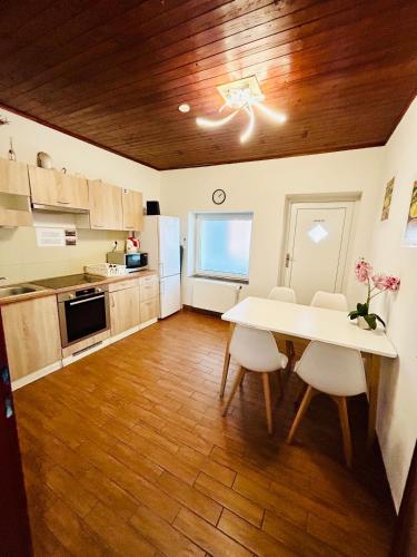 Villa Apartments with Free Parking Prague 5 in Prague 12 Villa Apartments with Free Parking Prague 5 in Prague 12