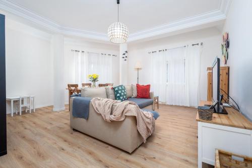 ห้องส่วนกลางสำหรับนั่งเล่น/ดูทีวี, BeGuest Tejo River Lisbon in อัลมาดา ห้องส่วนกลางสำหรับนั่งเล่น/ดูทีวี, BeGuest Tejo River Lisbon in อัลมาดา