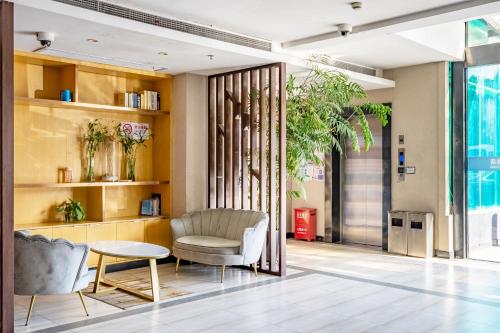 Di Hang Hotel Pudong Airport Shanghai - Free shuttle bus to Pudong Airport and Disneyland in Pudong Int'l Airport and New District Di Hang Hotel Pudong Airport Shanghai - Free shuttle bus to Pudong Airport and Disneyland in Pudong Int'l Airport and New District