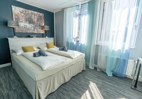 BESOTEL Mettmann-schicke FeWo oder Apartments nahe Golfplatz Gruiten und Neandertal mit Glasfaser WL in Mettmann BESOTEL Mettmann-schicke FeWo oder Apartments nahe Golfplatz Gruiten und Neandertal mit Glasfaser WL in Mettmann
