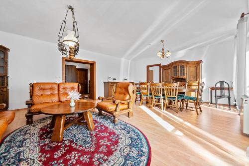 Prostorný apartmán pro 4 osoby v Beskydech (Prostorny apartman pro 4 osoby v Beskydech) in 昆奇采波德翁德雷尼克姆 Prostorný apartmán pro 4 osoby v Beskydech (Prostorny apartman pro 4 osoby v Beskydech) in 昆奇采波德翁德雷尼克姆