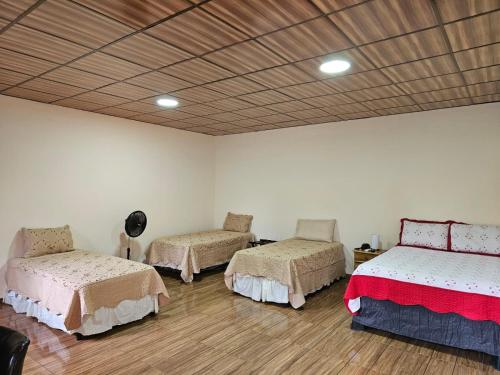 Pleasant Hostal Panama in Токумен Pleasant Hostal Panama in Токумен