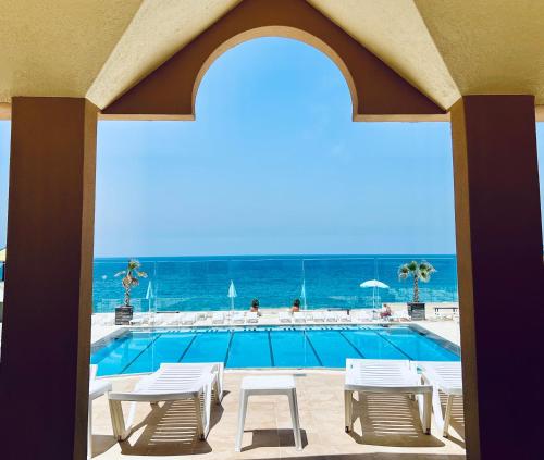 Swimming pool, Gondola Marine Resort in Halat Swimming pool, Gondola Marine Resort in Halat