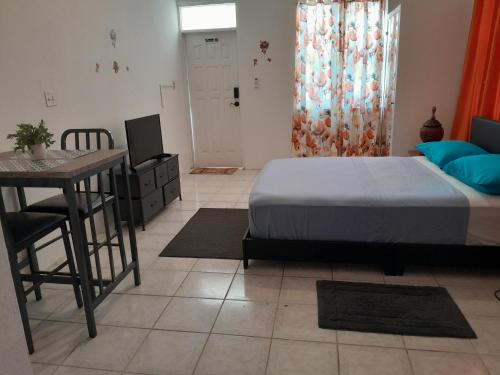 Abigail Diamond 1 Bedroom near Nanny Cay Marina in Tortola Abigail Diamond 1 Bedroom near Nanny Cay Marina in Tortola