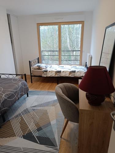 Chez Sibylle ParcNaturelPetitVeniseChevreuseVersaillesOrly appartement entier 69 M2 ou chambre
