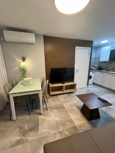 Diamond apartment - 5 minutes drive from the sea in Ashkelon Diamond apartment - 5 minutes drive from the sea in Ashkelon