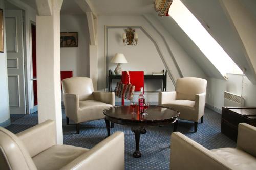 Relais Hotelier Douce France in Veules Les Roses Relais Hotelier Douce France in Veules Les Roses
