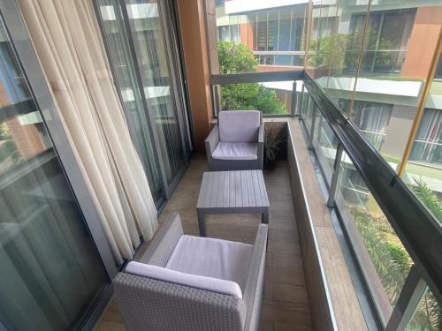 شرفة/ تراس, Pearl in City by WOW Property in كانتونمينتس شرفة/ تراس, Pearl in City by WOW Property in كانتونمينتس