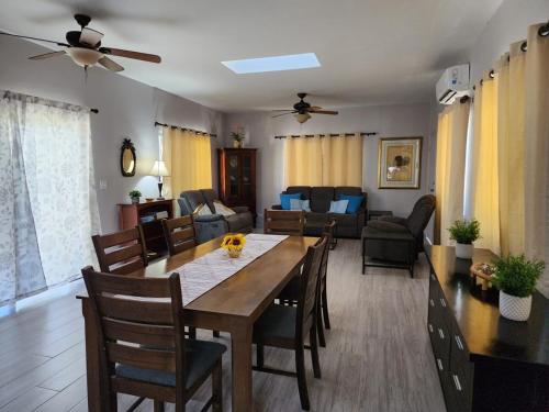 Saipan Executive Home in Susupe Saipan Executive Home in Susupe