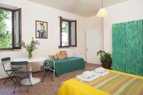 Borgo Sorbatti Country House in Loro Piceno Borgo Sorbatti Country House in Loro Piceno