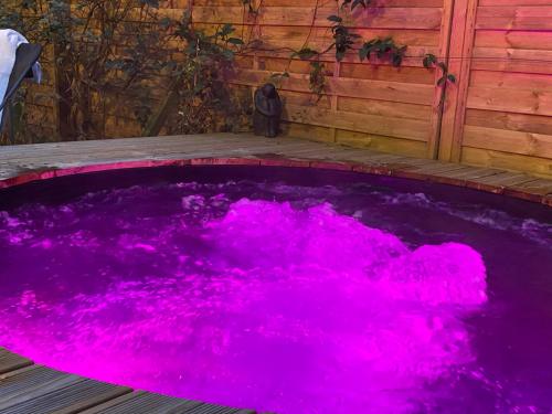 Hot tub, cote et mer et Spa in Sainte-Adresse Hot tub, cote et mer et Spa in Sainte-Adresse