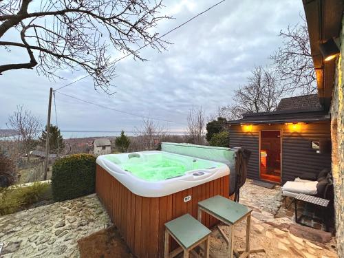 Balaton House - Panoramic Lux in เวซเปรมี Balaton House - Panoramic Lux in เวซเปรมี