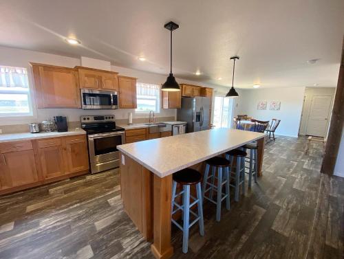 100 & Wonderful View Friends and Family Home in Bryce (Utah) 100 & Wonderful View Friends and Family Home in Bryce (Utah)