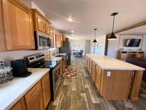 100 & Wonderful View Friends and Family Home in Bryce (Utah) 100 & Wonderful View Friends and Family Home in Bryce (Utah)