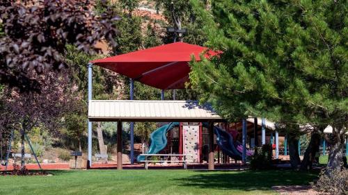 100 & Wonderful View Friends and Family Home in Bryce (Utah) 100 & Wonderful View Friends and Family Home in Bryce (Utah)