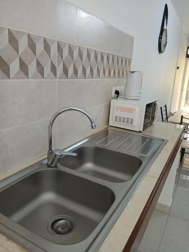 Konyha, ST-Laurent Haut de Balate Confort in Saint-Laurent-du-Maroni Konyha, ST-Laurent Haut de Balate Confort in Saint-Laurent-du-Maroni